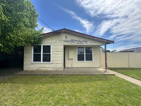 9 James Street, SHEPPARTON VIC 3630 - Photo 3