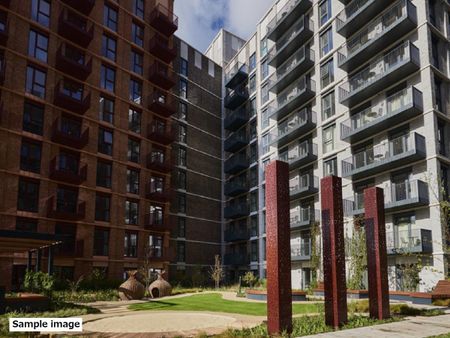 The Lark, Moat Street, Nine Elms, London SW11 - Photo 5