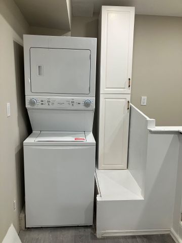 For Lease - 4 greenock Avenue, Toronto, Ontario - Photo 2