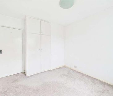 Barkham Road, Wokingham, Berkshire, RG41 - Photo 6