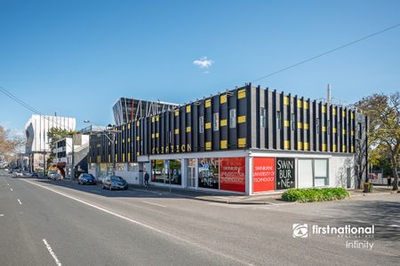 Excellent Location, Great size, Convenience is the key - Photo 4