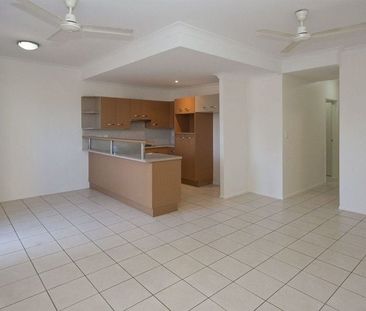 7/2 Freshwater Drive, Douglas - Photo 1