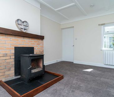 Price £1,150 pcm - Available 12/01/2026 - Unfurnished - Photo 1