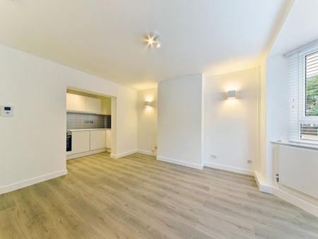 3 bedroom apartment to rent - Photo 3