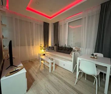 Alquiler de piso en Calle Decano Agustín Moreno, 3 - Foto 4