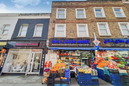 Studio to rent - Photo 3