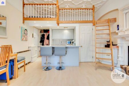 Studio to rent - Photo 2