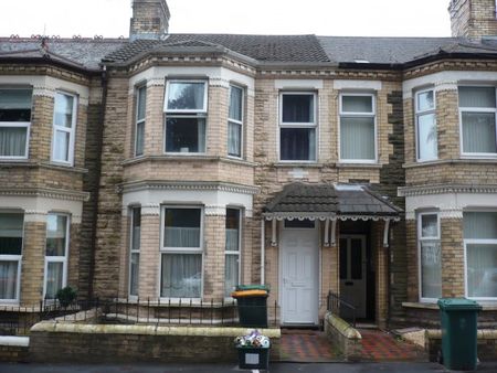 5 bedroom student HMO property - Photo 2