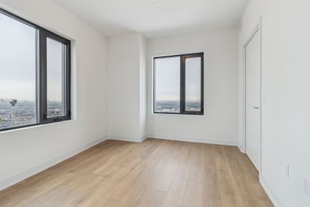 For Lease - 2920 Highway 7 Road Unit# 5002, Vaughan, Ontario - Photo 3
