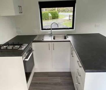 Modern One-Bedroom Retreat - Photo 3