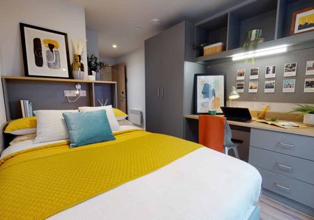 Gold En Suite - Photo 4