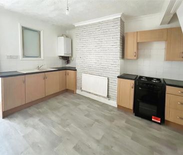 2 bedroom terraced house to rent - Photo 6