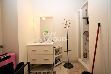 Location : STUDIO au CHATEAU DE LA MOTTE SANGUIN - PARKING - Photo 5