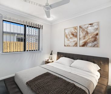 Modern, Bright & Ready to Enjoy – The Ideal Mount Louisa Haven - Photo 4