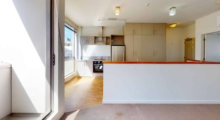 SUPERB INNER CITY LOCATION - Photo 4