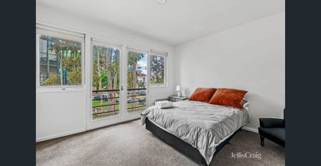 Home in the Heart of North Melbourne - Photo 3