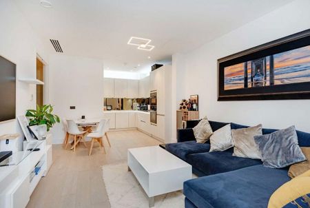 3 bedroom flat to rent - Photo 2