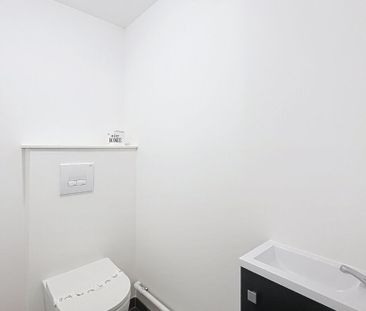 Appartement à louer - REIMS- HYPER CENTRE - Photo 4