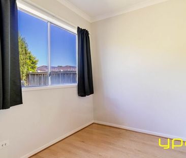 Affordable Family Living in Cranbourne West with Study - Photo 3