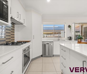 BEAUTIFUL FOUR BEDROOM HOME - Photo 2