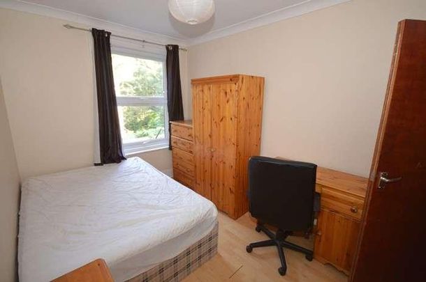 |ref: |, Woodside Road, Southampton, SO17 - Photo 1