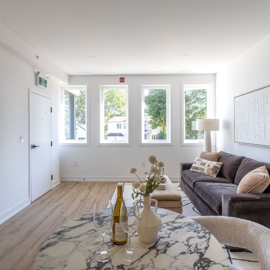 For Lease - 60 Cannon Road Unit# 2, Toronto, Ontario - Photo 1