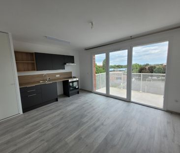 Location Appartement 2 pièces 41m² VALENCIENNES 59300 - Photo 3