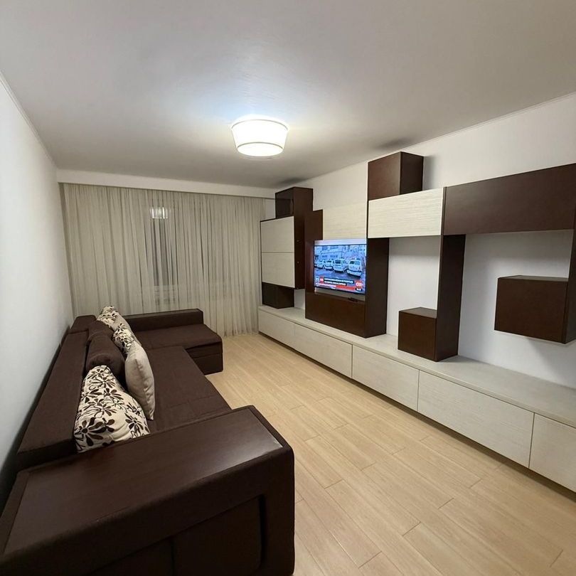 Apartament 3 camere Dristor in proximitatea gurii de metrou - Photo 1