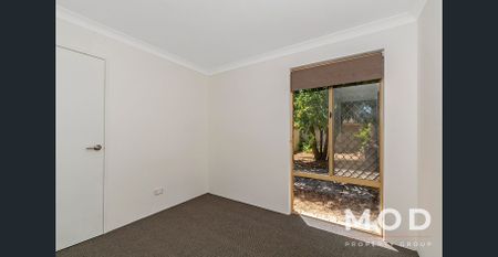 LIVE NEAR THE HEART OF MANDURAH - Photo 4
