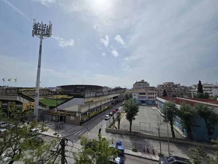 Διαμέρισμα για ενοικίαση - Χαριλάου, - Φωτογραφία 5