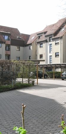 2 Zimmer, Küche, Bad, Loggia, Stellplatz, 3.OG rechts - Photo 1