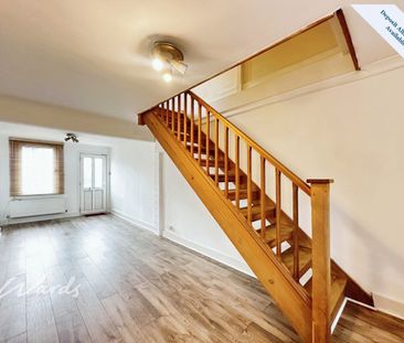 2 bedroom terraced house to rent - Photo 2