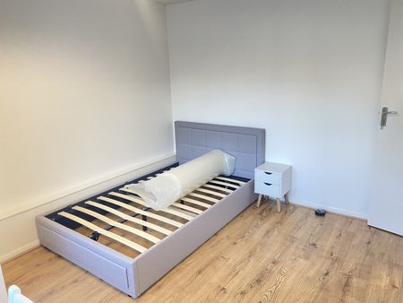 1 Bed Flat, Park St, SE1 - Photo 3