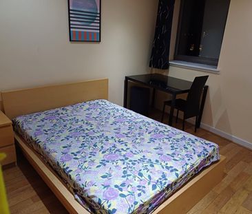 1 Bed Flat, Argyle Street, G3 - Photo 3