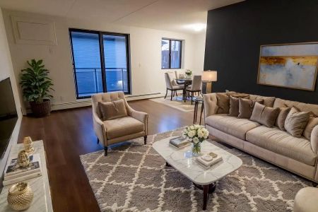 40 Front Street — 1 Bedroom - Photo 4