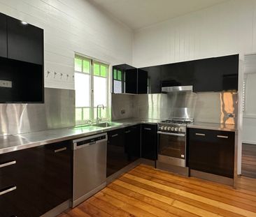 High- Set Home - Photo 2