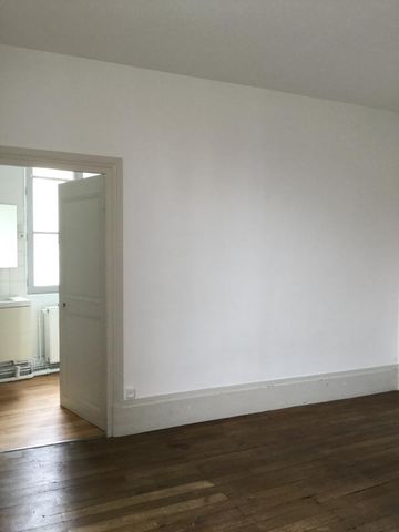 Location Appartement 2 pièces 63m² NEVERS 58000 - Photo 3