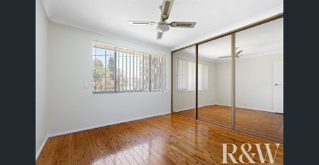 8 Westcombe Place, Rooty Hill, NSW 2766 - Photo 2