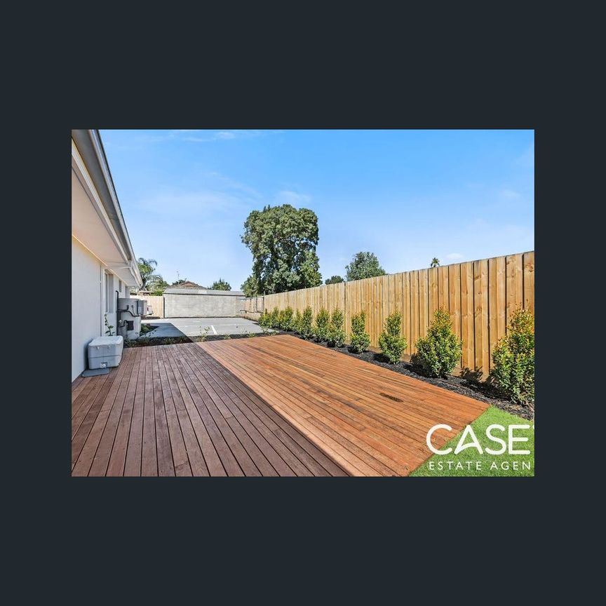 2/52 Childers Street, Cranbourne, Vic 3977 - Photo 1