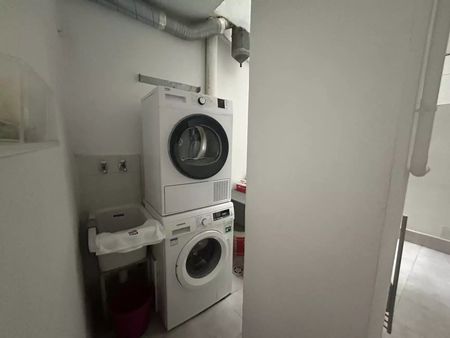 Piso de alquiler en Centre - Barri Vell - Photo 4