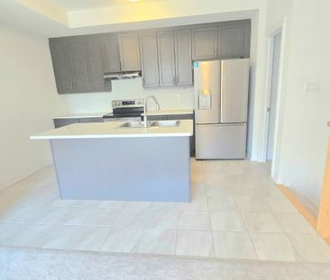 For Lease - 1992 Cameron Lott Crescent, Oshawa, Ontario - Photo 6