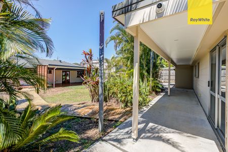 Modern Elegance, Solar, Multiple Car Spaces, Prime Location Plus Home Office - Photo 3