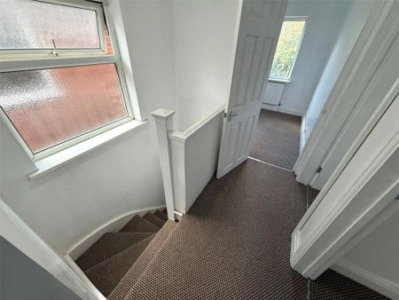 3 bedroom semi-detached house to rent - Photo 5