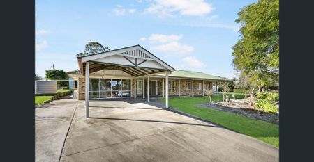 Large Family Home in Preston - Photo 5