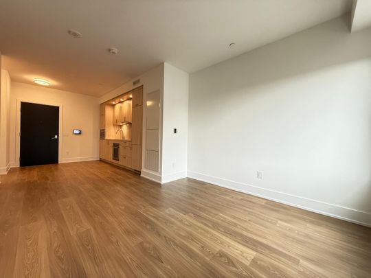 For Lease - 259 The Kingsway N/A Unit# 702, Toronto, Ontario - Photo 1