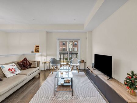 For Lease - 22 Coneflower Crescent, Toronto, Ontario - Photo 2