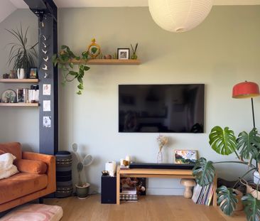 2 Bed Semi-Detached House, Woodbourne Avenue, BN1 - Photo 2