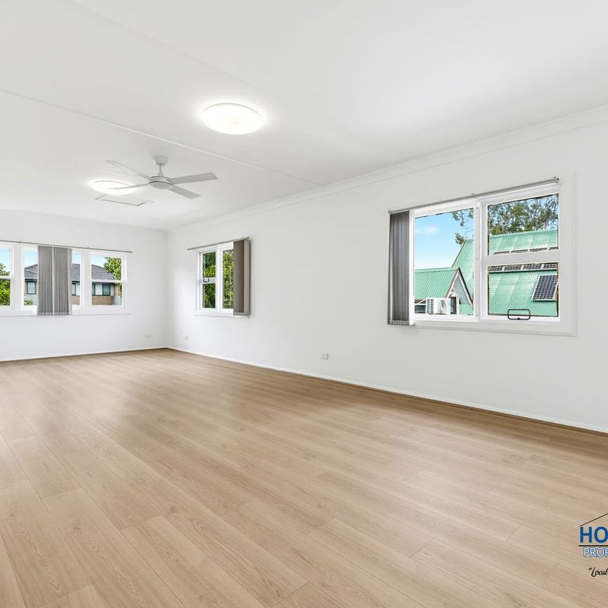 Huge family home in central location. - Photo 1