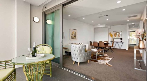 Spacious Three-Bedroom Apartment with Study and Two Balconies - Photo 1