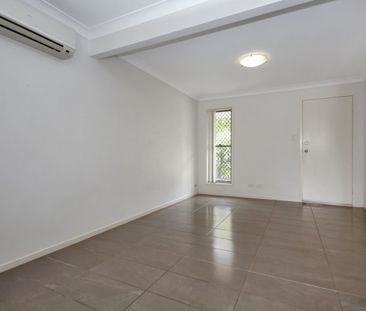 3 Bedroom Townhouse in a quiet Complex - Photo 1